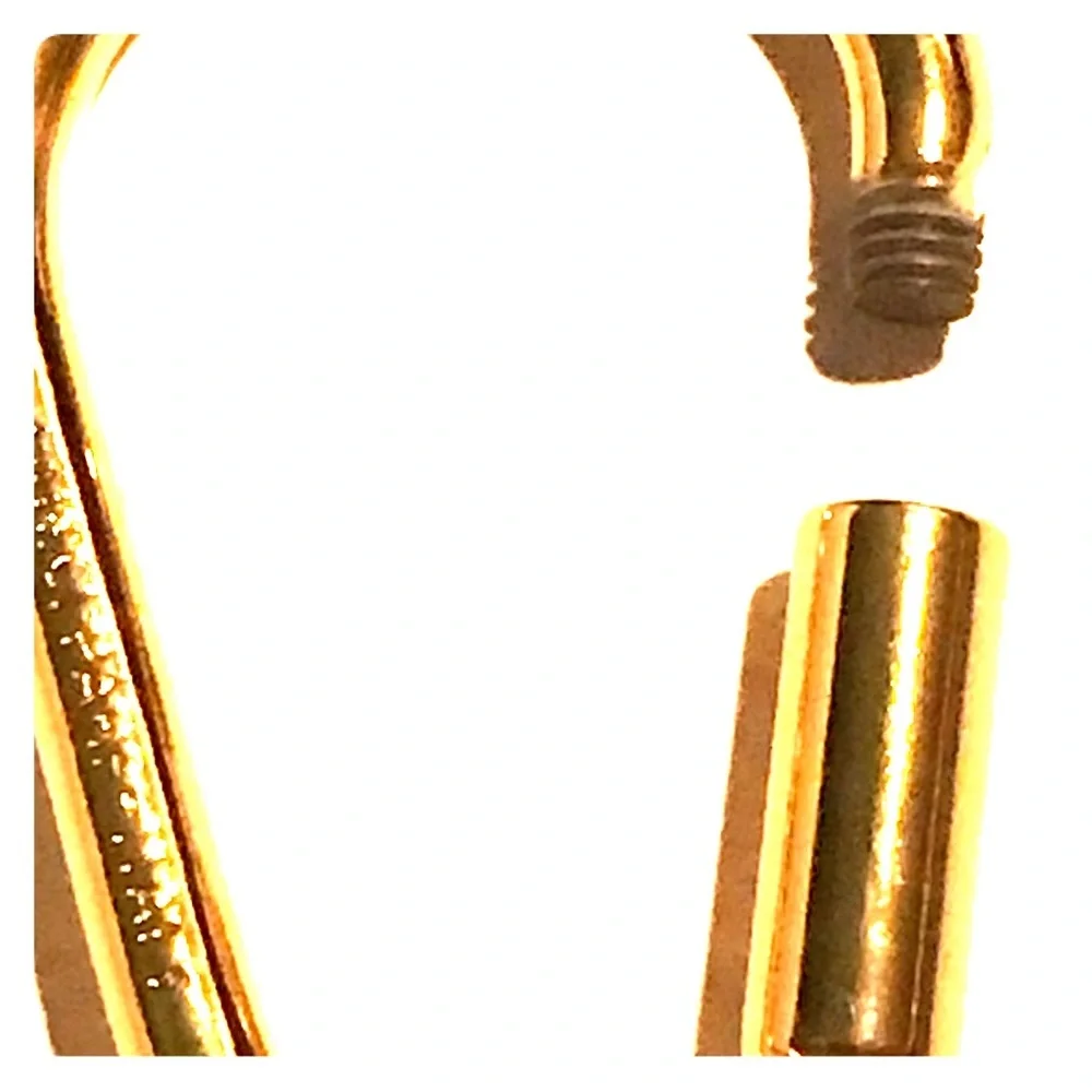 Gucci Gold Tone Key Holder